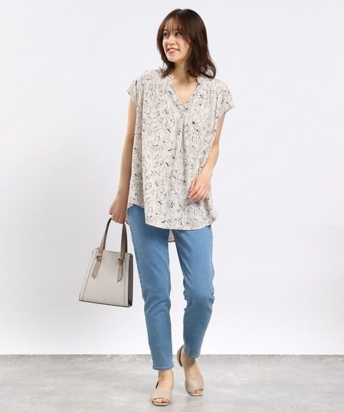 GLOBAL WORK Smile Seed Store(グローバルワーク スマイルシードストア)の「レーヨンスキッパーブラウスフレンチスリーブ/176130(シャツ/ブラウス・レディース・ブルー系その他/ホワイト系その他/グレー系その他/ブルー系その他2/ブラック系その他3/チェック/ホワイト系その他2/ブラック系その他/ブラック系その他2・SMALL/MEDIUM/LARGE/X-LARGE)」の12枚目の写真