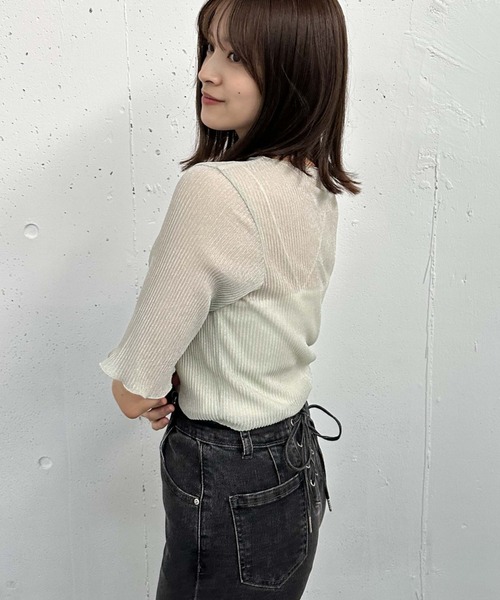 archives(アルシーヴ)の「ラメシアー半袖TOPS(Tシャツ/カットソー・レディース・ブラック/ブルー/オフホワイト/ミント・MEDIUM)」の12枚目の写真