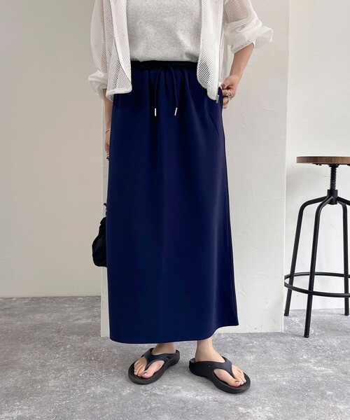 fredy emue（フレディエミュ）の「カットジョーゼットスカート（スカート・レディース・ベージュ/ネイビー/ブラック・38）」の21枚目の写真