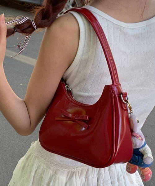 Vipoa（ヴィポア）の「ribbon square bag（ショルダーバッグ・レディース・シルバー/ホワイト/ブラウン/レッド/ブラック・FREE）」の15枚目の写真