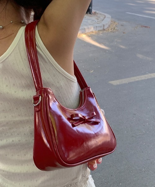 Vipoa（ヴィポア）の「ribbon square bag（ショルダーバッグ・レディース・シルバー/ホワイト/ブラウン/レッド/ブラック・FREE）」の18枚目の写真