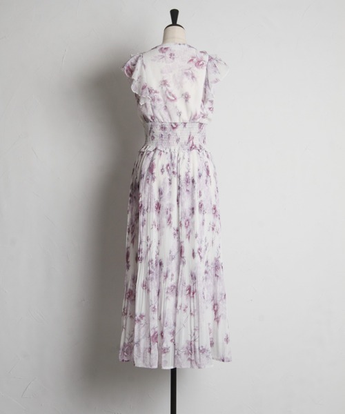 tocco closet（トッコ クローゼット）の「フリル付きパール装飾