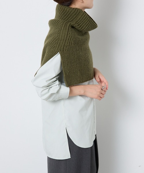 PAPILLONNER（パピヨネ）の「ショートニットポンチョ（マフラー・レディース・ボルドー/カーキ/ベージュ・FREE）」の22枚目の写真