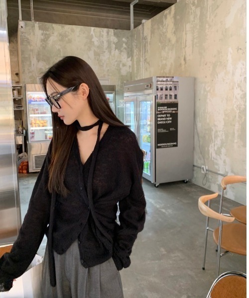 美品✨メゾンドソイル アルパカ混 ブークレ ポンチョ カーディガン 黒 ゆったり 2025年最新】maison de soil カーディガン・ボレロ・アンサンブルの