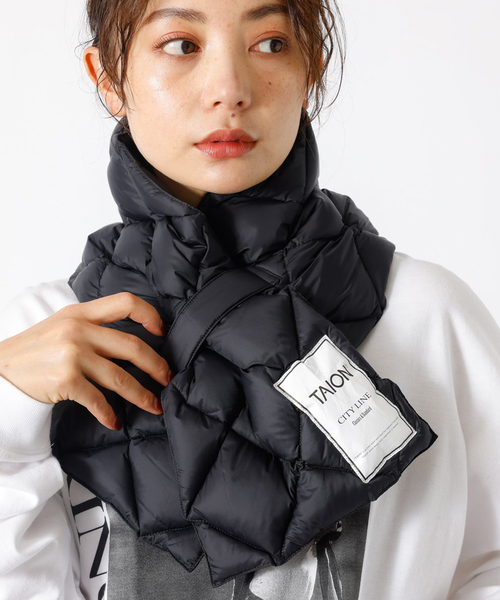 TAION(タイオン)の「追加【TAION / タイオン】シティ ダウンマフラー / キルティング(マフラー・レディース・ブラック/ベージュ/オフホワイト・フリー)」の2枚目の写真