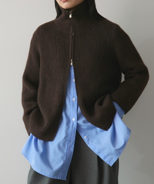 Aunt Marie's（アントマリーズ）の「リブジップドライバーズニット