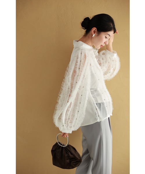 cawaii（カワイイ）の「たっぷりフリルとビジュー流れるシアーブラウストップス（シャツ/ブラウス・レディース・ホワイト・FREE）」の7枚目の写真