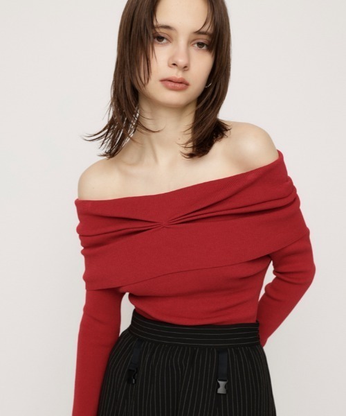 OFF SHOULDER KNIT TOPS オフ ショルダー ニット トップス（ニット