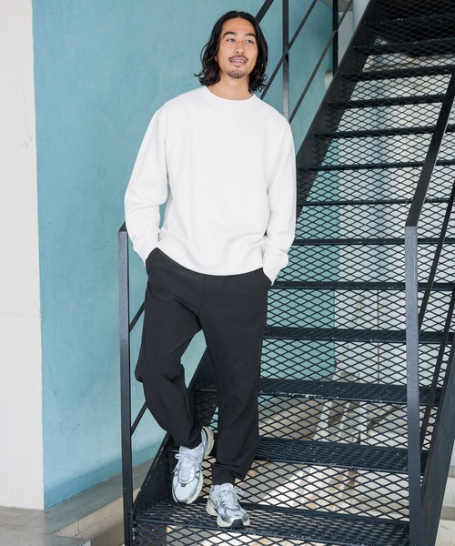 HEREIAM（ヘレイアム）の「【HEREIAM MEN】COSMO裏起毛クルーネック（スウェット・メンズ・ブラック/ラベンダー/オフホワイト・LARGE/MEDIUM）」の4枚目の写真