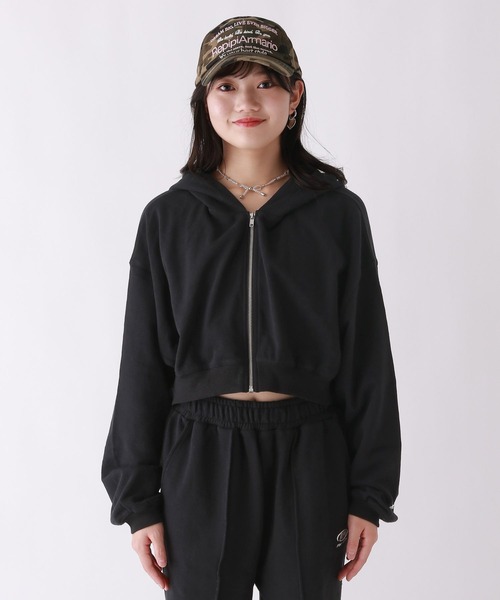 repipi armario(レピピ アルマリオ)の「ショートZIPフーディー(パーカー・キッズ・ピンク/ブラック/チャコールグレー・LARGE/MEDIUM/SMALL)」の7枚目の写真