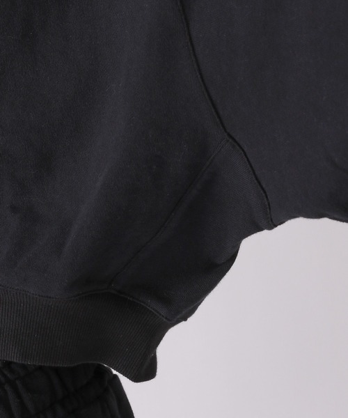 repipi armario(レピピ アルマリオ)の「ショートZIPフーディー(パーカー・キッズ・ピンク/ブラック/チャコールグレー・LARGE/MEDIUM/SMALL)」の12枚目の写真
