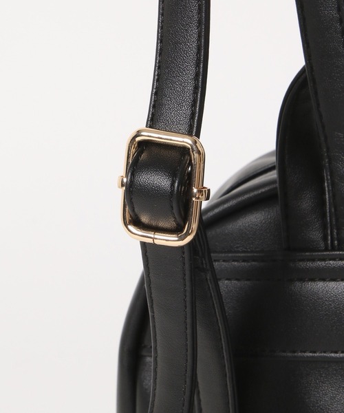 GLOBAL WORK(グローバルワーク)の「リボン付きPUリュック/288536(バックパック/リュック・キッズ・アイボリー/ブラック・ONE SIZE)」の14枚目の写真