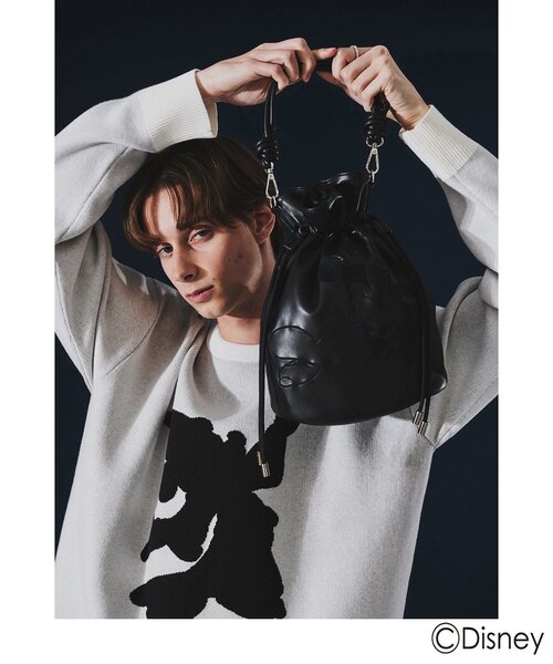 tk.TAKEO KIKUCHI(ティーケータケオキクチ)の「ディズニーカプセルコレクション『ファンタジア』巾着バッグ(ハンドバッグ・メンズ・ブラック・00)」の3枚目の写真