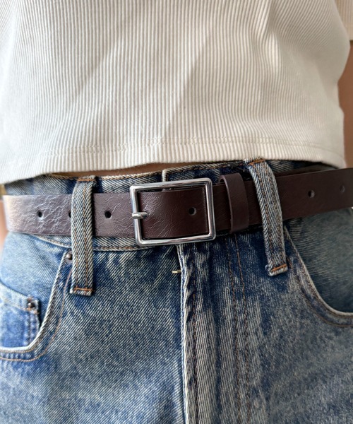 WEGO（ウィゴー）の「WEGO/スクエアバックルPUベルト（ベルト・レディース・ブラック/レッド/キャメル/ブラウン/ブラック系その他・FREE）」の3枚目の写真