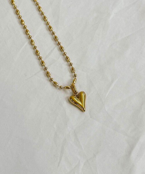 fredy emue(フレディエミュ)の「ステンレスハートトップネックレス(ネックレス・レディース・ゴールド/シルバー・FREE)」の4枚目の写真