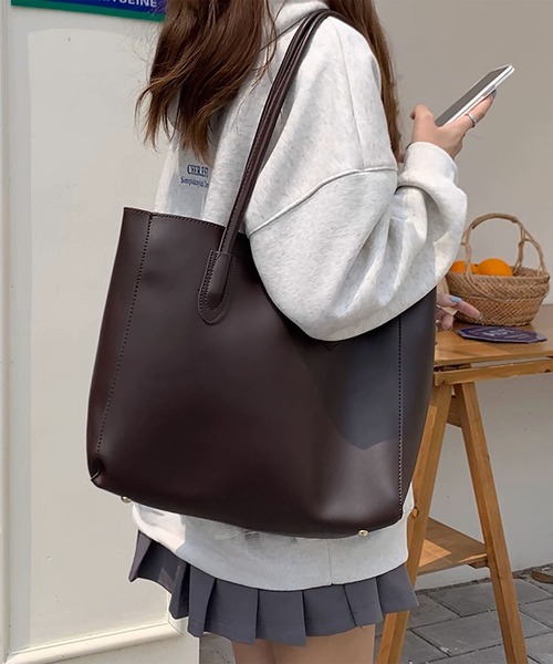 blackdia ocean(ブラックダイヤオーシャン)の「blackdia ocean ビックサイズレザートートバック(トートバッグ・レディース・ブラック/ブラウン・FREE)」の5枚目の写真