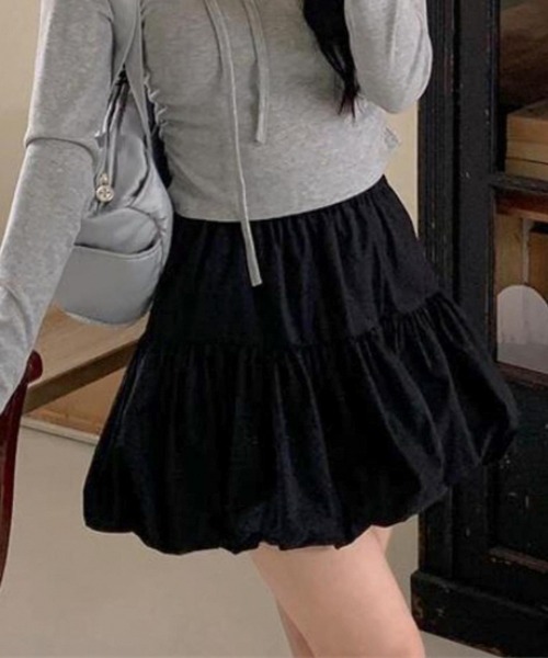 Per sist ence（パーシエンス）の「ティアードバルーンミニスカート（スカート・レディース・ブラック/ホワイト・FREE）」の2枚目の写真