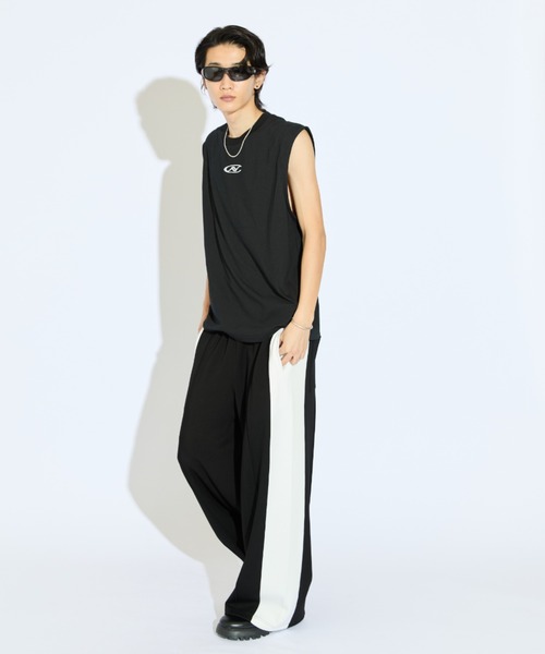 Lui's(ルイス)の「【Neucon/ニューコン】ビッグサイドラインダンボールニットスウェットパンツ(その他パンツ・メンズ・ボルドー/ブラック・2/1)」の12枚目の写真