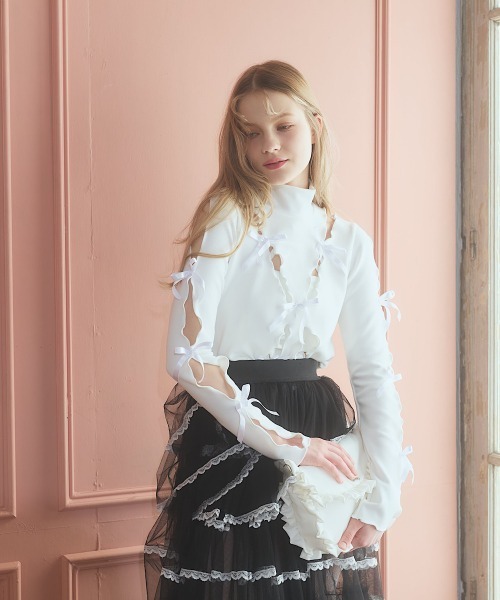 lilLilly（リルリリー）の「フリルバッグ（ショルダーバッグ・レディース・ブルー/ブラック/ホワイト/ピンク・FREE）」の11枚目の写真