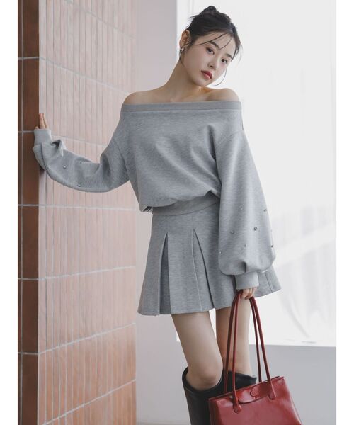 dazzlin（ダズリン）の「ボックスプリーツカットミニスカート（スカート・レディース・オフホワイト/グレー/ブラック・SMALL/MEDIUM）」の4枚目の写真