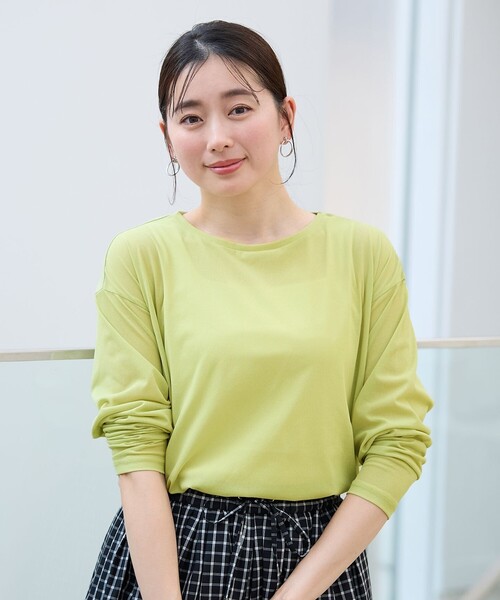 ANY(エニィ)の「シア―ラウンドネックTシャツ(Tシャツ/カットソー・レディース・ブラック系/グリーン系/ライトグレー系/ホワイト系・4)」の1枚目の写真