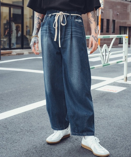 Subciety（サブサエティ）の「Light denim wide pants（デニムパンツ・メンズ・ブラック/ライトブルー/インディゴブルー・SMALL/MEDIUM/LARGE/X-LARGE）」の3枚目の写真