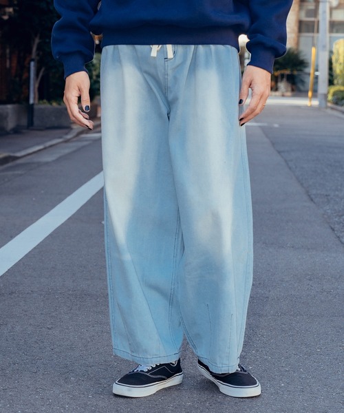 Subciety（サブサエティ）の「Light denim wide pants（デニムパンツ・メンズ・ブラック/ライトブルー/インディゴブルー・SMALL/MEDIUM/LARGE/X-LARGE）」の2枚目の写真