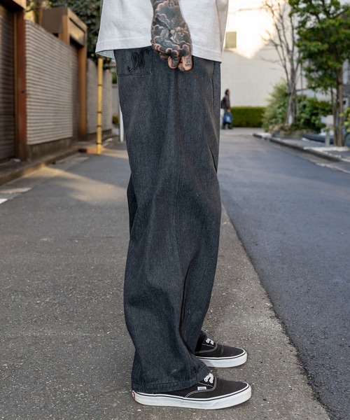 Subciety（サブサエティ）の「Light denim wide pants（デニムパンツ・メンズ・ブラック/ライトブルー/インディゴブルー・SMALL/MEDIUM/LARGE/X-LARGE）」の8枚目の写真
