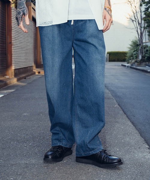 Subciety（サブサエティ）の「Light denim wide pants（デニムパンツ・メンズ・ブラック/ライトブルー/インディゴブルー・SMALL/MEDIUM/LARGE/X-LARGE）」の9枚目の写真