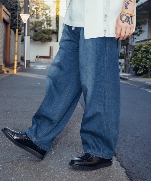 Subciety（サブサエティ）の「Light denim wide pants（デニムパンツ・メンズ・ブラック/ライトブルー/インディゴブルー・SMALL/MEDIUM/LARGE/X-LARGE）」の12枚目の写真
