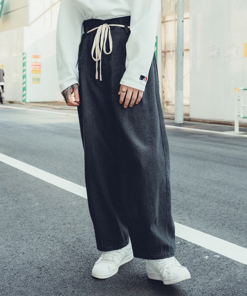 Subciety（サブサエティ）の「Light denim wide pants（デニムパンツ・メンズ・ブラック/ライトブルー/インディゴブルー・SMALL/MEDIUM/LARGE/X-LARGE）」の22枚目の写真