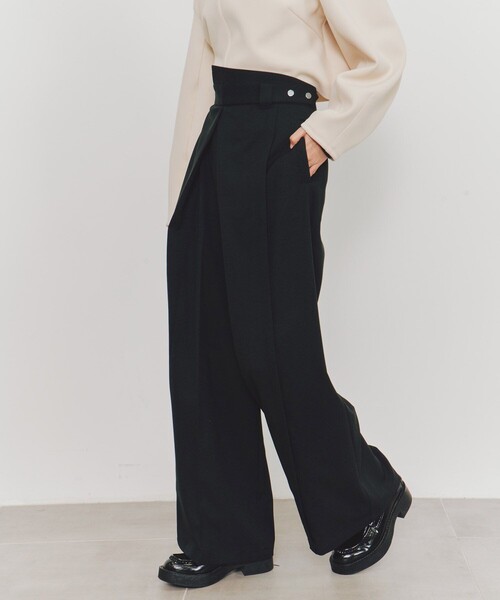 UNITED TOKYO（ユナイテッドトウキョウ）の「ランダムタックワイドパンツ｜ウォッシャブル/防シワ/冬服（その他パンツ・レディース・ブラック/グレー・1/2）」の11枚目の写真