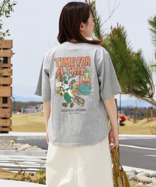 KRIFF MAYER Lady's Collection（クリフメイヤーレディースコレクション）の「【綿100%】クリフラビットプリントT（Tシャツ/カットソー・レディース・ブルー/グレー/オフホワイト/コーラル/イエロー/チャコール/カラフル・LARGE/MEDIUM）」の2枚目の写真