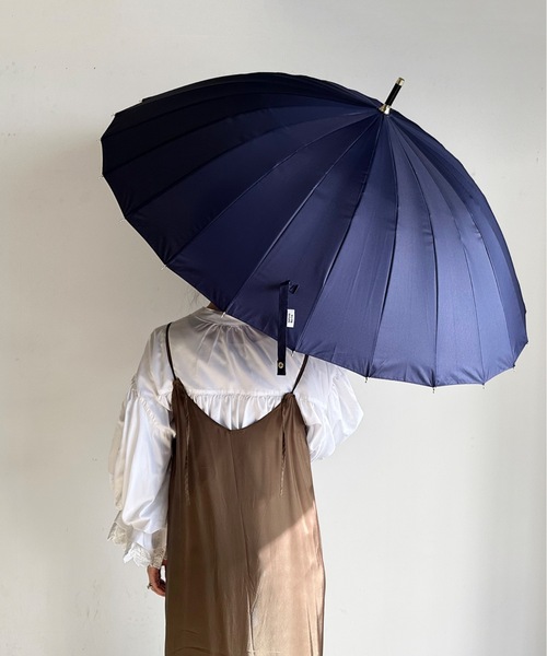 COMMON WARE（コモンウェアー）の「NT:24本骨無地  雨傘 58cm（長傘・レディース・ネイビー/ローズ/グレイッシュベージュ/カーキ・FREE）」の3枚目の写真