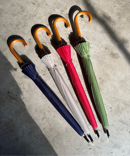 COMMON WARE（コモンウェアー）の「NT:24本骨無地  雨傘 58cm（長傘・レディース・ネイビー/ローズ/グレイッシュベージュ/カーキ・FREE）」の20枚目の写真