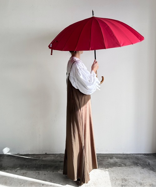COMMON WARE（コモンウェアー）の「NT:24本骨無地  雨傘 58cm（長傘・レディース・ネイビー/ローズ/グレイッシュベージュ/カーキ・FREE）」の7枚目の写真