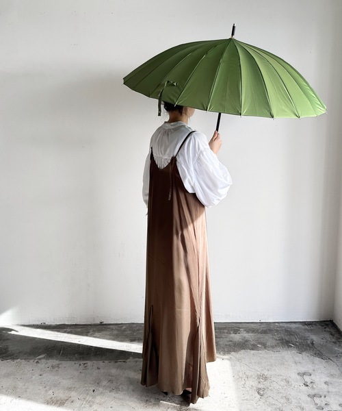 COMMON WARE（コモンウェアー）の「NT:24本骨無地  雨傘 58cm（長傘・レディース・ネイビー/ローズ/グレイッシュベージュ/カーキ・FREE）」の19枚目の写真