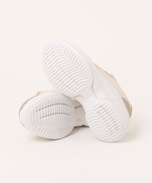 BETTY CLUB（ベティクラブ）の「【JEWEL CASKET】ボリュームソール ラメ レースアップスニーカー（スニーカー・レディース・ブラック/ホワイト/ベージュ・22.5cm/23.0cm/23.5cm/24.0cm/24.5cm）」の5枚目の写真