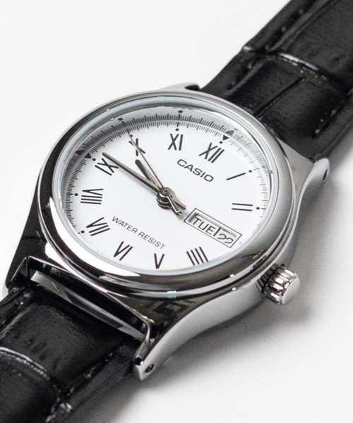 CASIO(カシオ)の「《CASIO(カシオ)》クラシック デイデイト ラウンド SV レザーベルト(アナログ腕時計・レディース・ホワイト/ブラック/ホワイト系その他・FREE)」の2枚目の写真