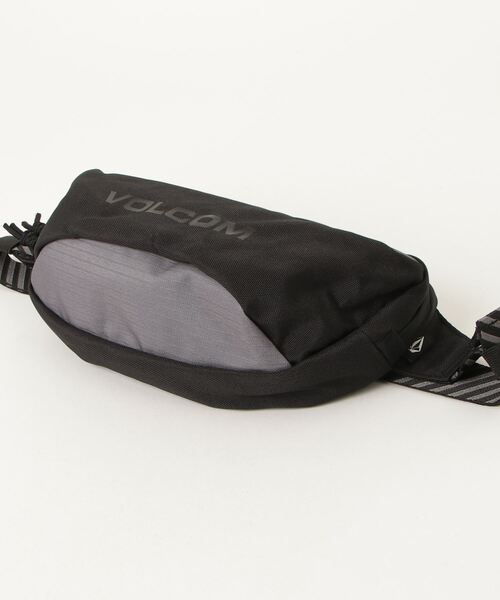 VOLCOM（ボルコム）の「【VOLCOM】 MINI DOS PACK WAIST BAG（ボディバッグ/ウエストポーチ・メンズ・ブラック・O/S）」の3枚目の写真
