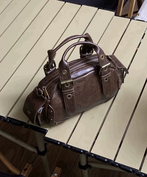 LA VORAGINE（ラ ヴォラジネ）の「2wayショルダーバッグ（ショルダーバッグ・レディース・ブラック/ダークブラウン/ブラウン・FREE）」の22枚目の写真