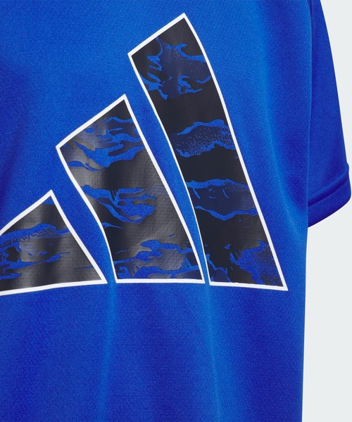 adidas（アディダス）の「キッズ エッセンシャルズ 3バー カモ柄 半袖Tシャツ / アディダス adidas（Tシャツ/カットソー・キッズ・レッド/ブルー・160/150/130/120/110/140）」の4枚目の写真