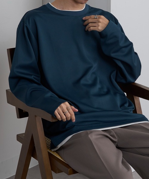 HAUS(ハウス)の「【HAUS】ストレッチカルゼレイヤードTシャツ(Tシャツ/カットソー・メンズ・ブルー/ブラック/ライトグレー・LL/L/M)」の3枚目の写真