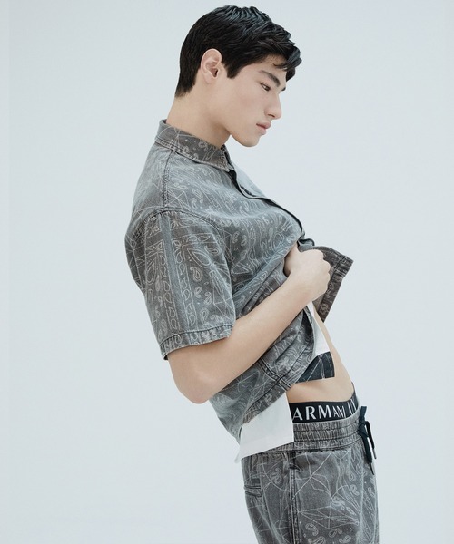 ARMANI EXCHANGE（アルマーニエクスチェンジ）の「【A|X アルマーニ エクスチェンジ】ペイズリープリント コットンリネンデニム 半袖シャツ/REGULAR+（シャツ/ブラウス・メンズ・ブラック・LARGE/MEDIUM/SMALL/X-LARGE/X-SMALL/XX-LARGE）」の6枚目の写真