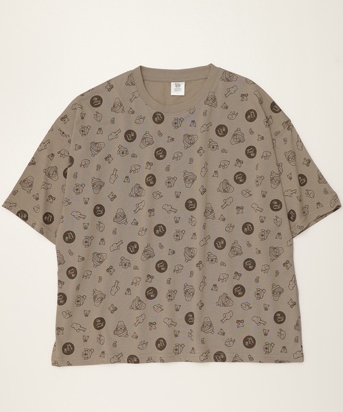 ALWAYS GOOD TIME（オルウェイズグッドタイム）の「【Where's Wally/ウォーリーを探せ】天竺 総柄/ワンポイント刺繍 WIDEシルエット 半袖Tシャツ（Tシャツ/カットソー・レディース・グレー系/ブルー系/ホワイト×レッド/サンドベージュ・M/L）」の9枚目の写真