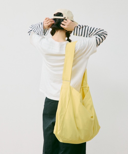 INTER FACTORY（インターファクトリー）の「HIROKI - ビックキャンバスショルダーバッグ made in INTERFACTORY（ショルダーバッグ・メンズ・グリーン/イエロー・FREE）」の6枚目の写真