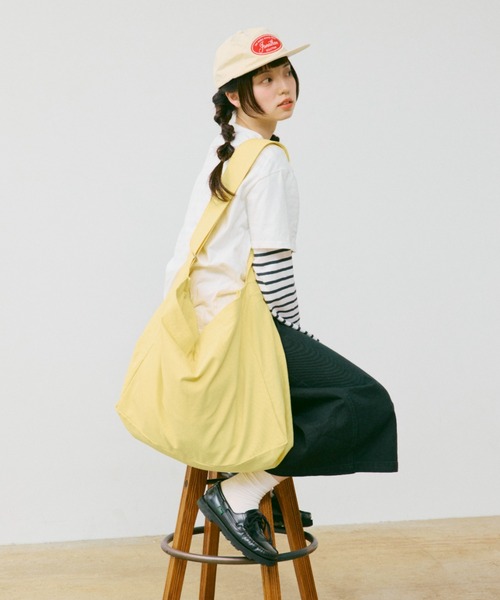 INTER FACTORY（インターファクトリー）の「HIROKI - ビックキャンバスショルダーバッグ made in INTERFACTORY（ショルダーバッグ・メンズ・グリーン/イエロー・FREE）」の7枚目の写真