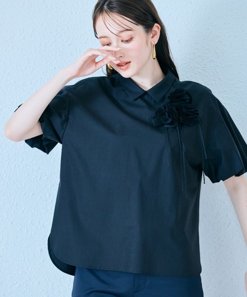 Audie a Muses(オーディアミューズ)の「フラワーモチーフリボンブラウス(シャツ/ブラウス・レディース・オフホワイト/ピンク/ブラック・38/42)」の18枚目の写真