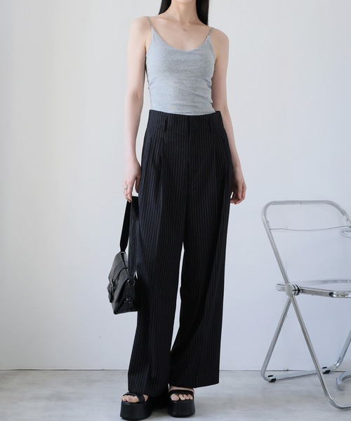 Doula Doula(ドゥーラドゥーラ)の「ハイウエストストレートパンツ(スラックス・レディース・グレー系その他/グレー系その他2/ネイビー×ホワイト/ブラック×ホワイト・マルチサイズ)」の2枚目の写真