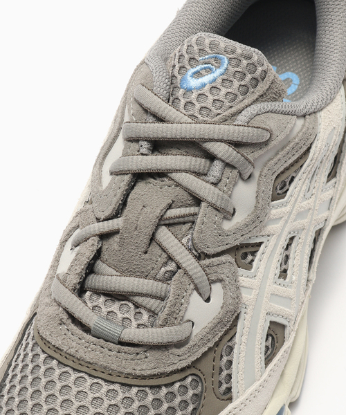 ASICS(アシックス)の「ASICS / アシックス GEL-NYC 1203A372(スニーカー・レディース・ベージュ/ブラウン・24cm/25cm)」の7枚目の写真